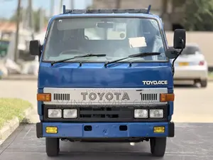 Toyota Ace 1993 Blue