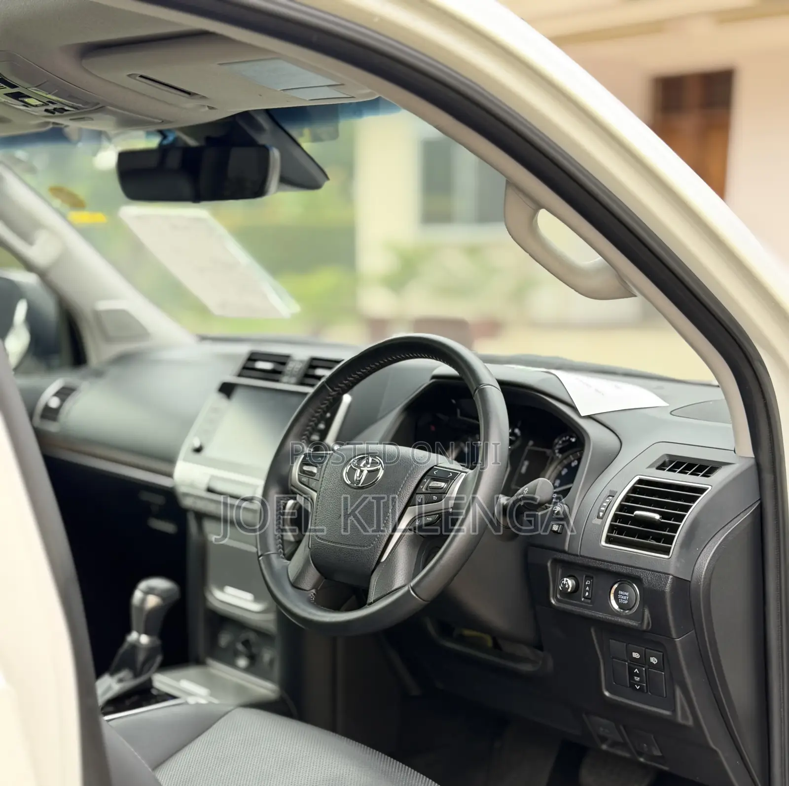 Toyota Land Cruiser Prado 2023 White