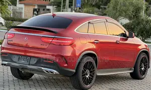 Mercedes-Benz GLE-Class 2018 Red