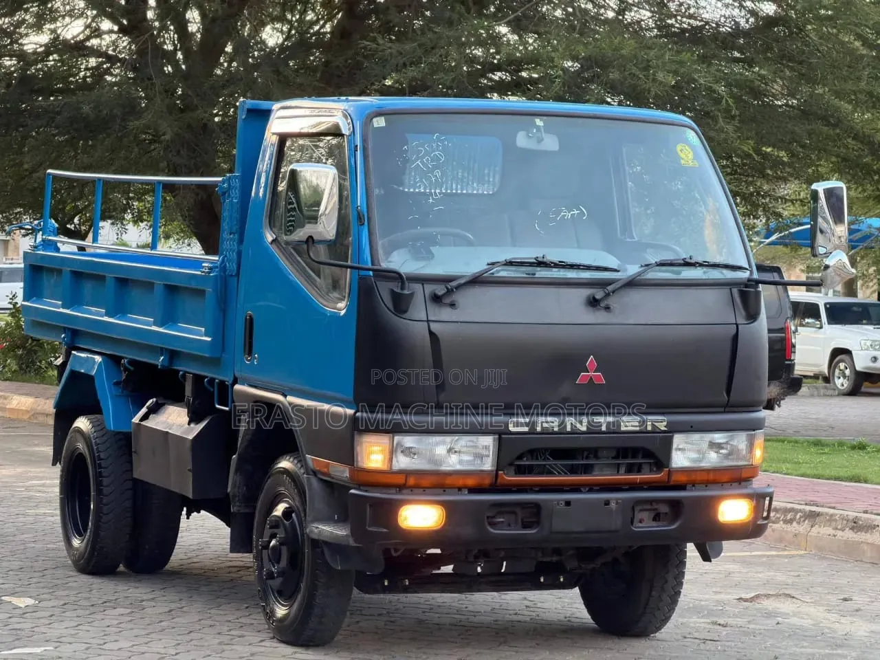 Mitsubishi Canter Tiper 4d33 1999 Blue