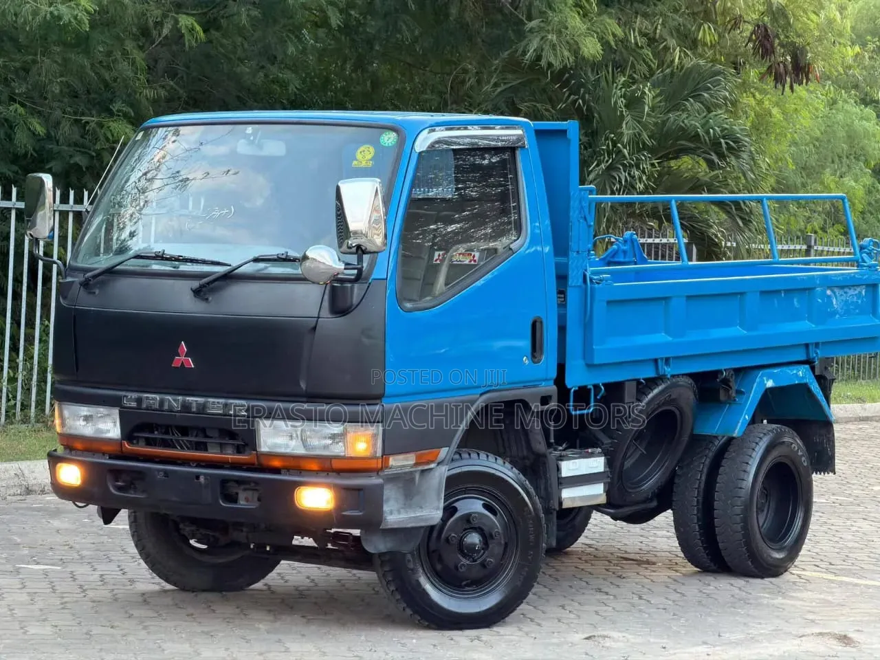 Mitsubishi Canter Tiper 4d33 1999 Blue