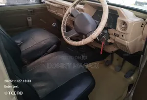 Toyota Land Cruiser 2015 Gold