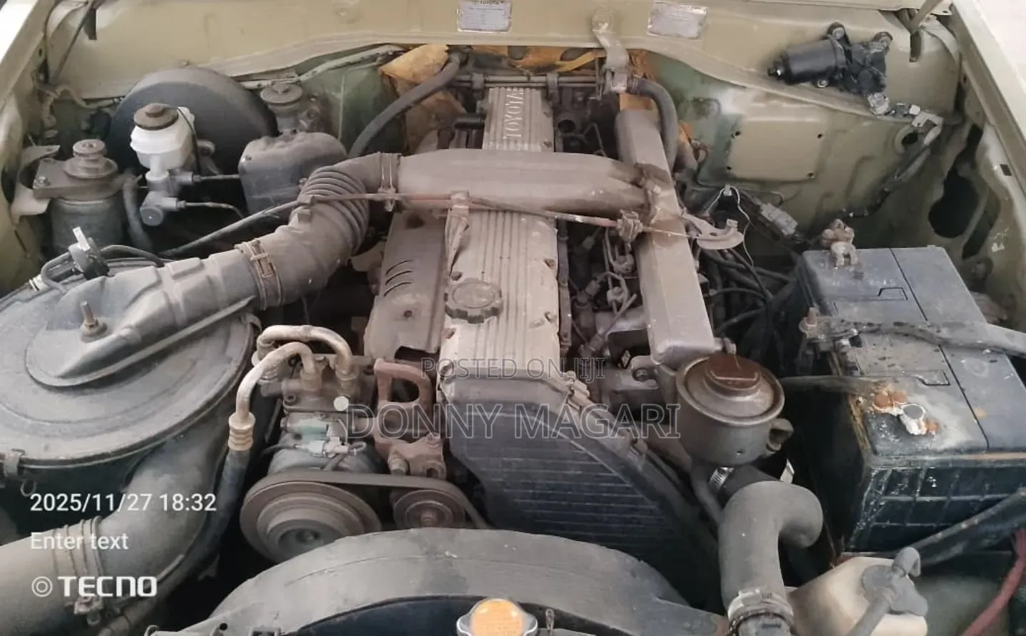 Toyota Land Cruiser 2015 Gold
