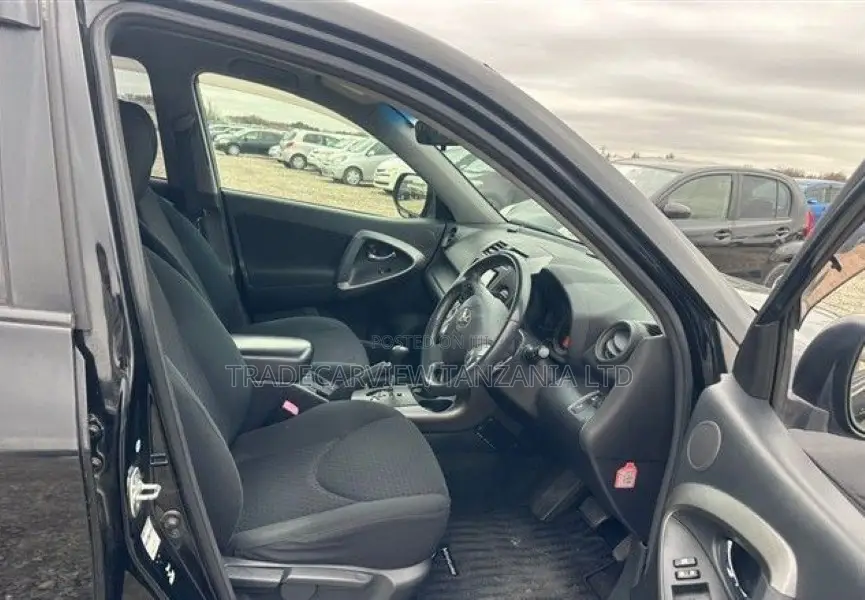Toyota Vanguard 2010 Black