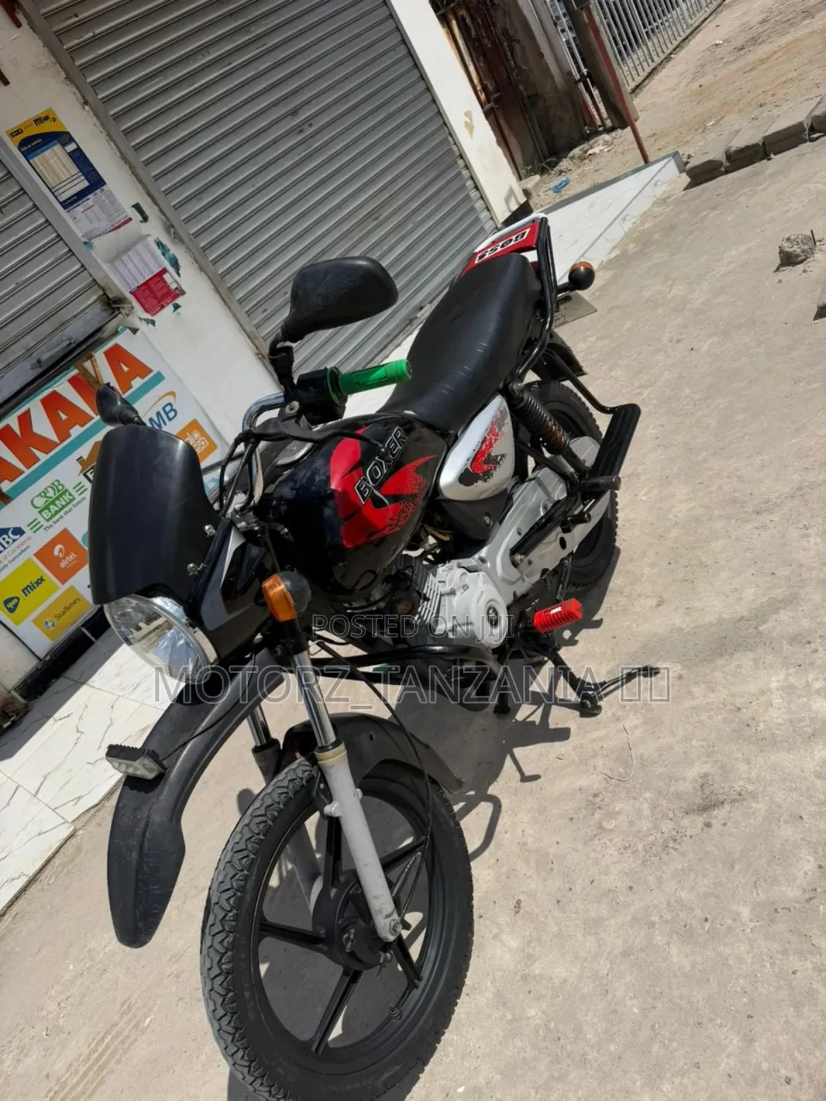 Bajaj Boxer X125 2025 Black