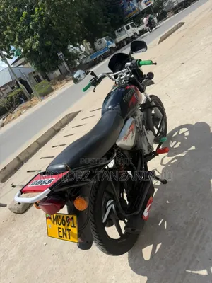 Bajaj Boxer X125 2025 Black