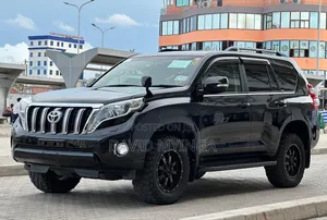 Toyota Land Cruiser Prado 2016 Black