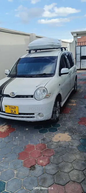 Toyota Sienta 1.5 AWD 2005 White
