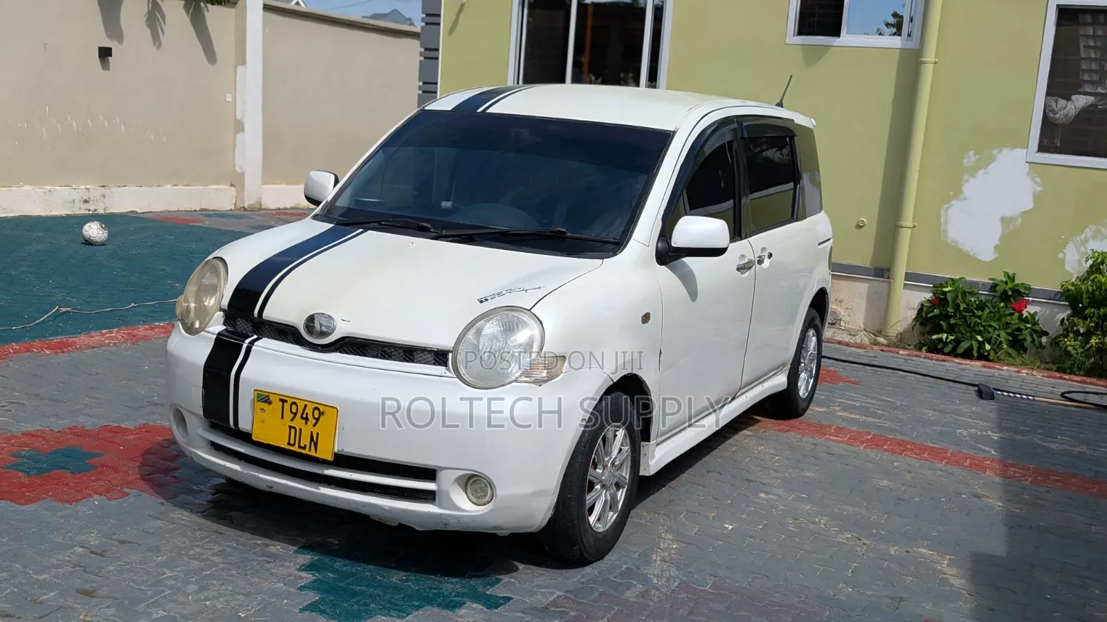 Toyota Sienta 1.5 AWD 2005 White