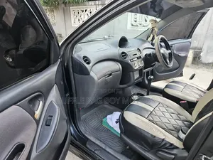 Toyota Vitz 2003 Black