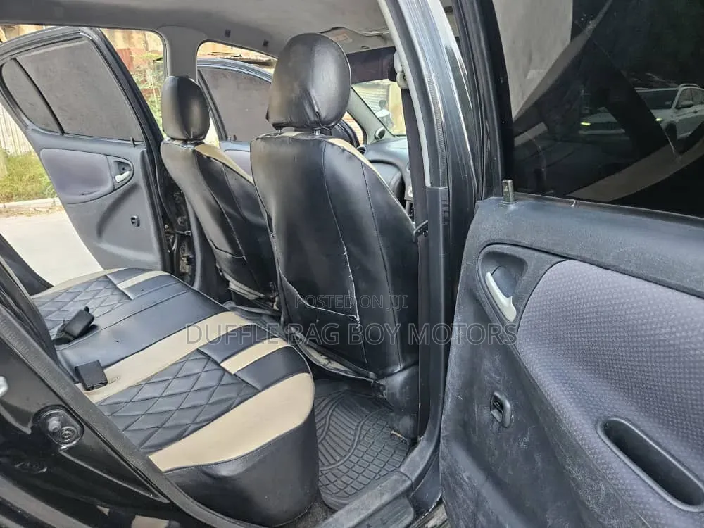 Toyota Vitz 2003 Black