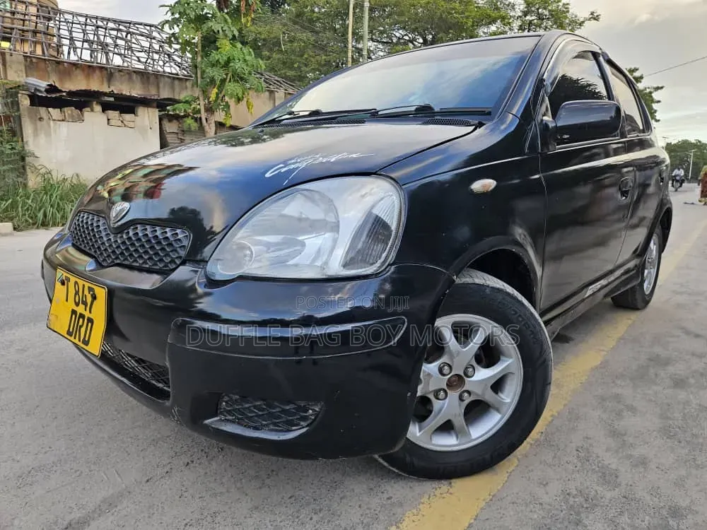 Toyota Vitz 2003 Black