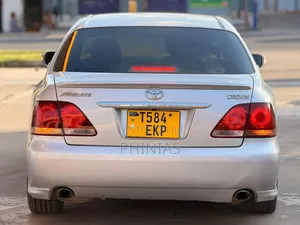Toyota Crown 2006 Silver
