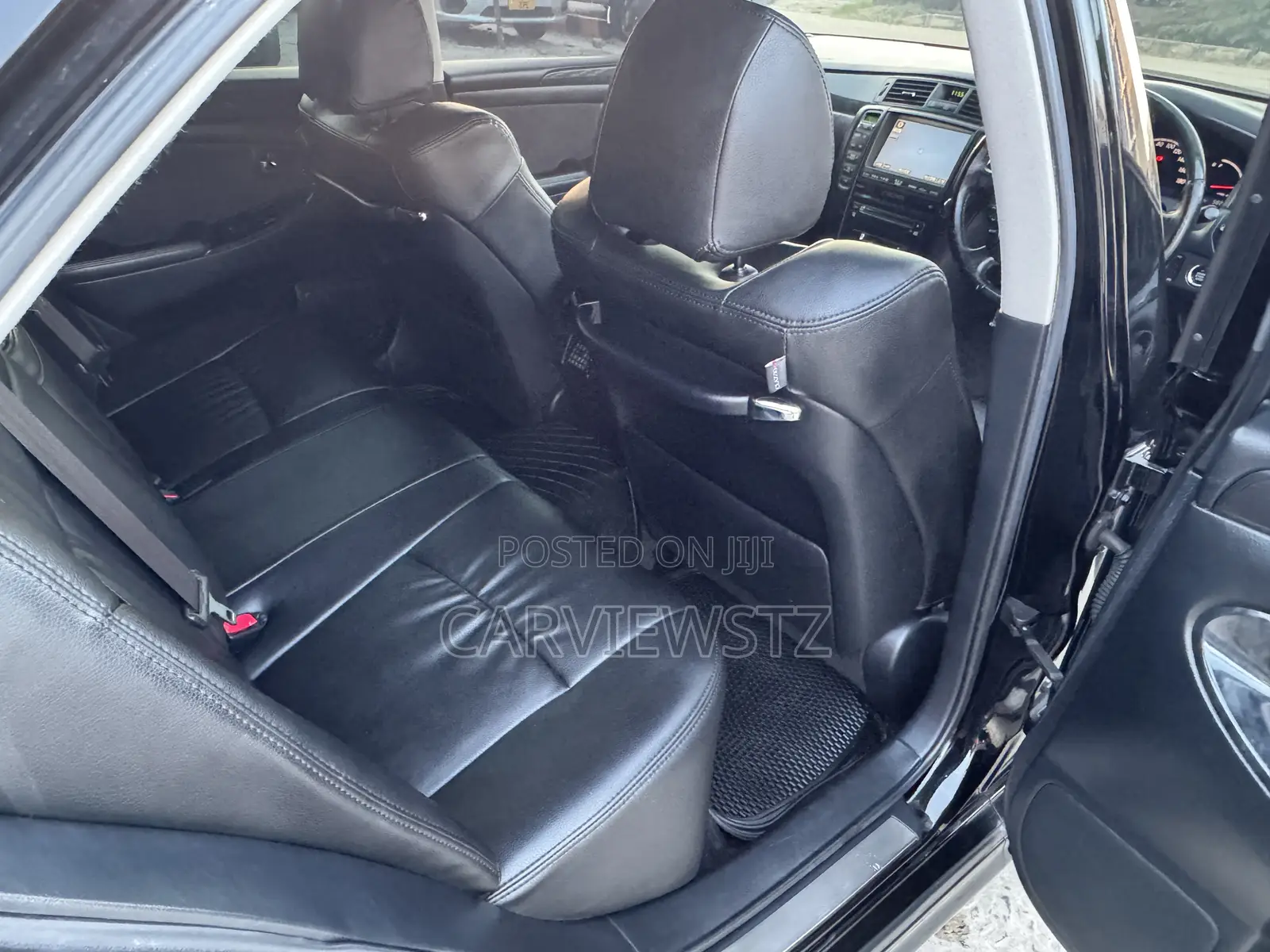Toyota Crown 2004 Black