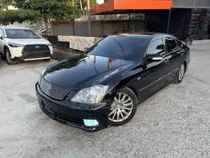 Toyota Crown 2004 Black