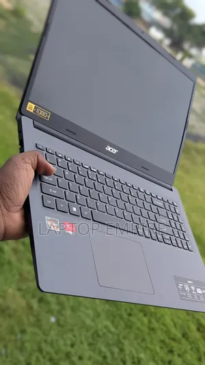 Laptop Acer Aspire 3 8GB AMD Ryzen 5 SSD 256GB