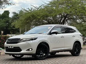 Toyota Harrier 2017 Pearl