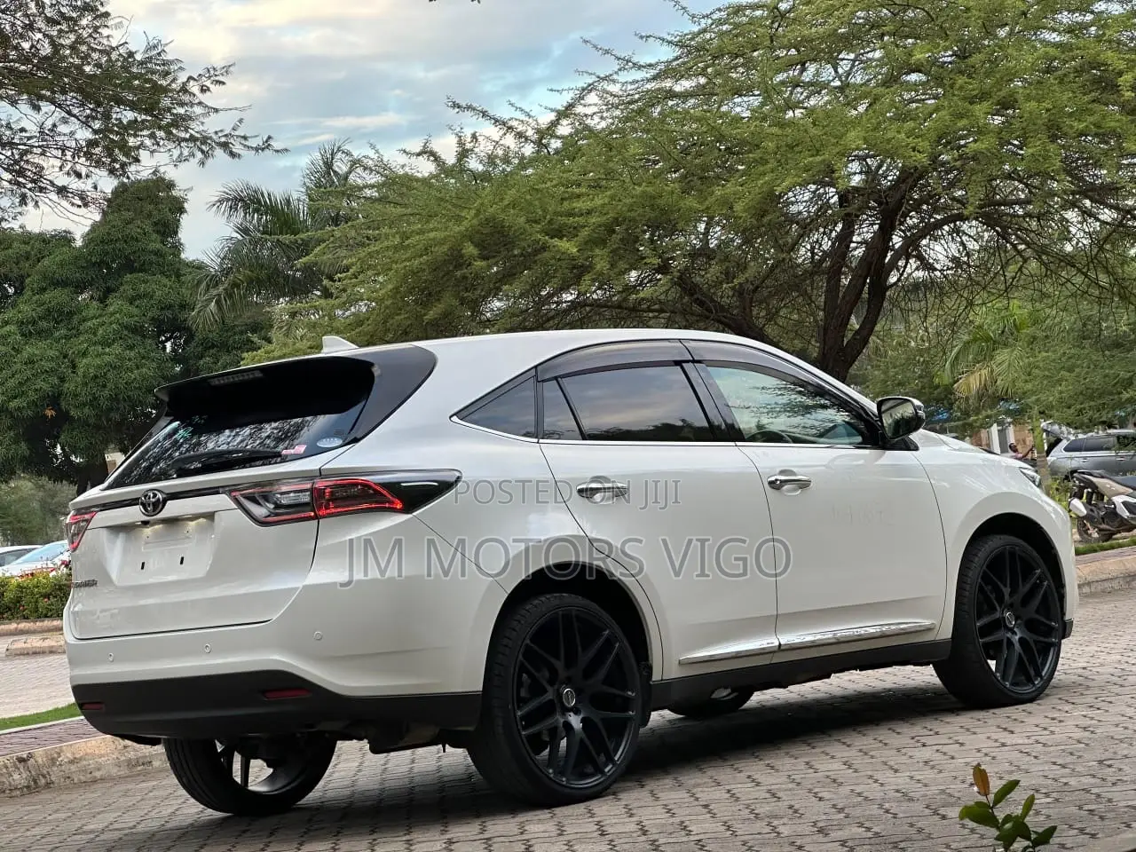 Toyota Harrier 2017 Pearl