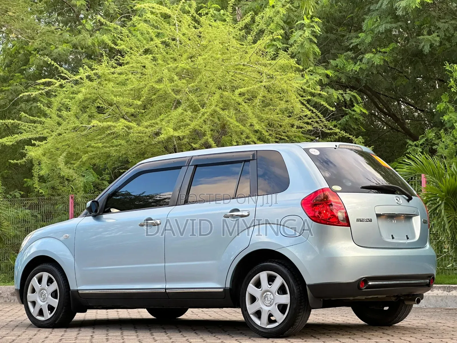 Mazda Verisa 2008 Blue