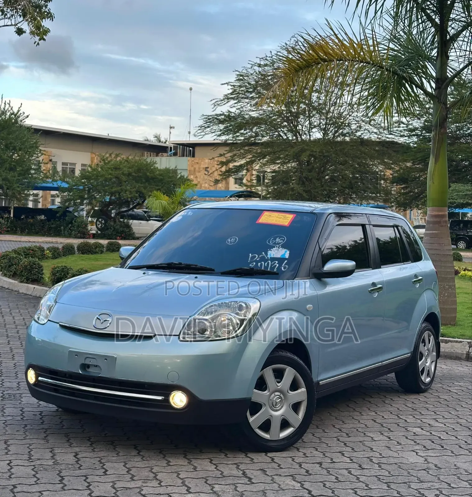 Mazda Verisa 2008 Blue