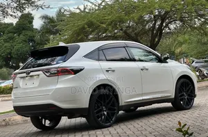 Toyota Harrier 2017 Pearl