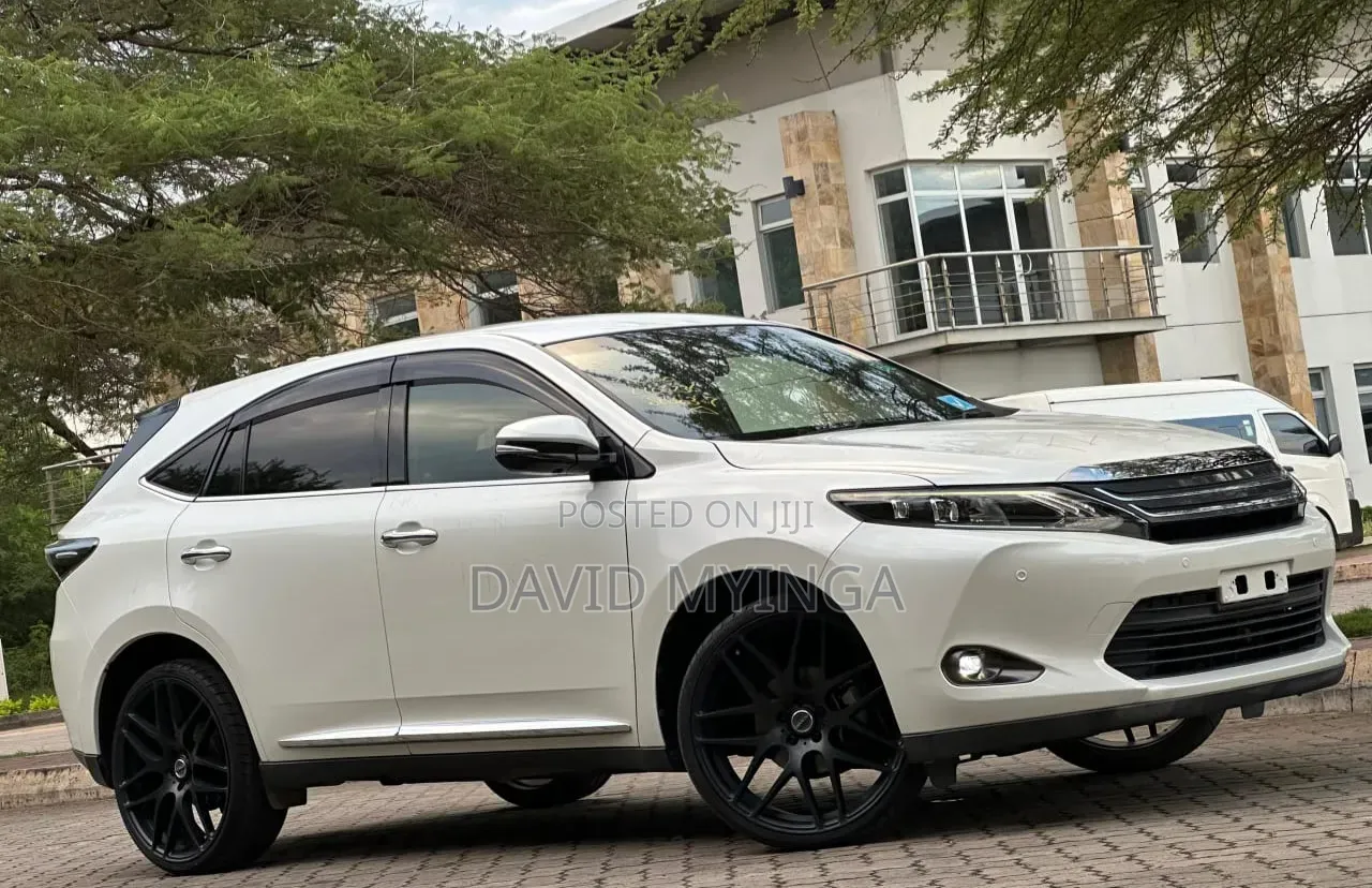 Toyota Harrier 2017 Pearl