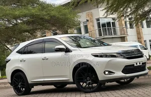 Toyota Harrier 2017 Pearl