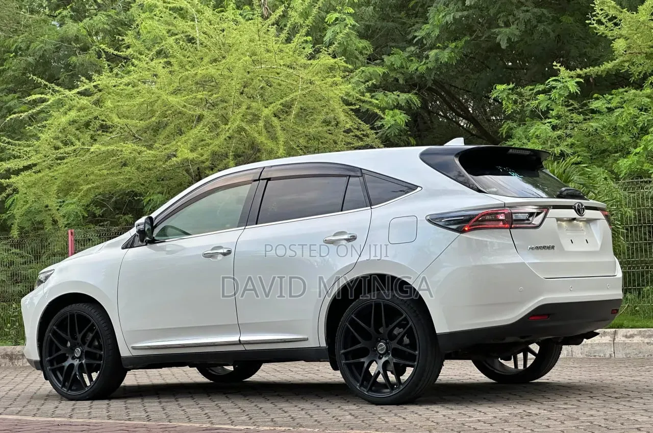 Toyota Harrier 2017 Pearl