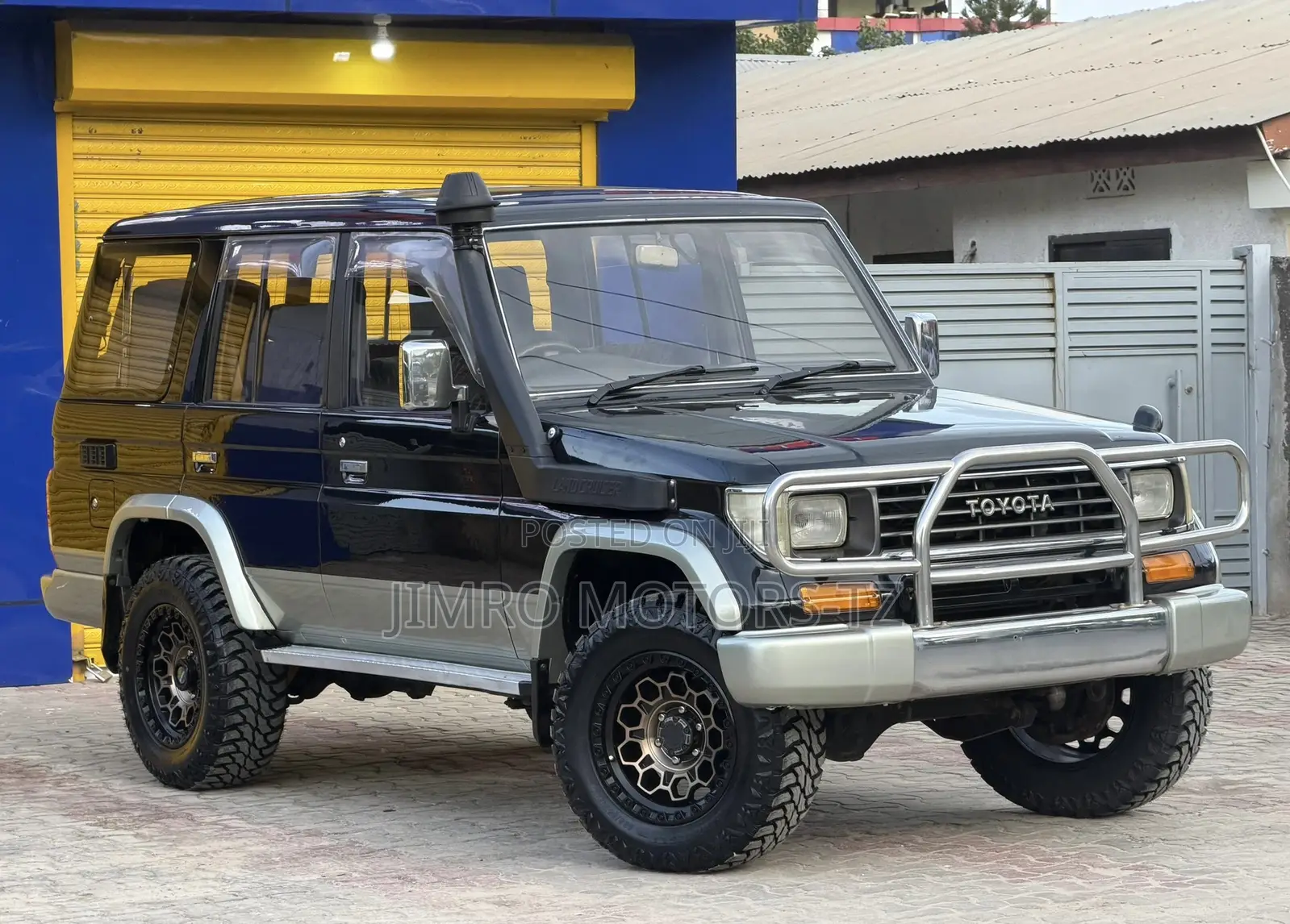 Toyota Land Cruiser Prado 2000 Black