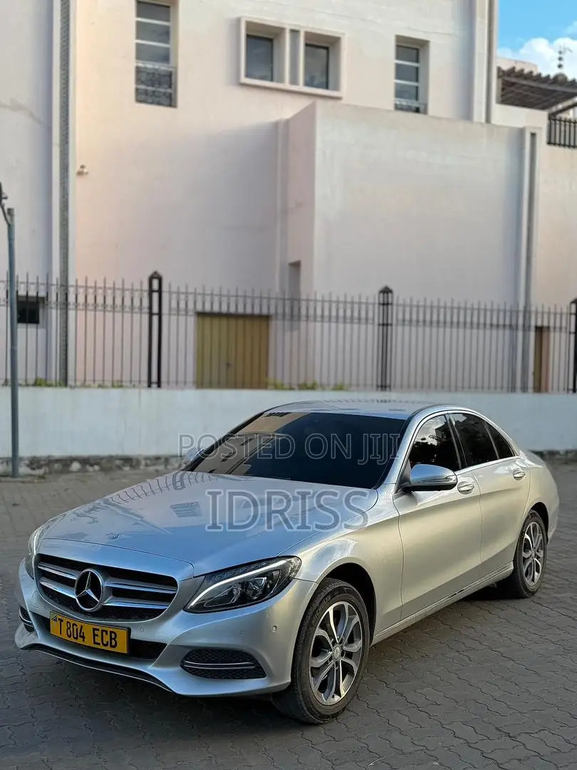 Mercedes-Benz C-Class 2014 Silver
