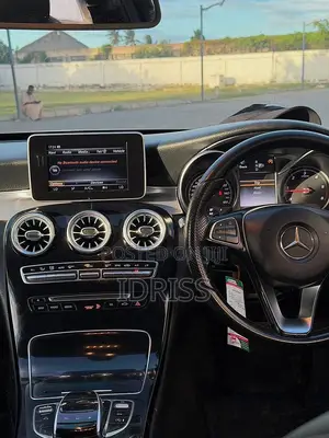 Mercedes-Benz C-Class 2014 Silver