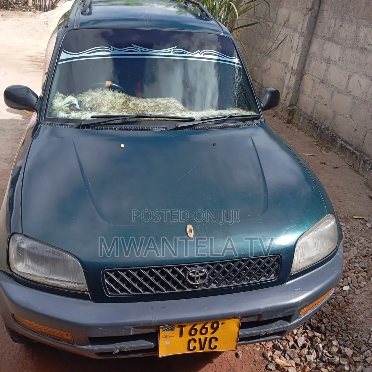 Toyota RAV4 1999 Blue