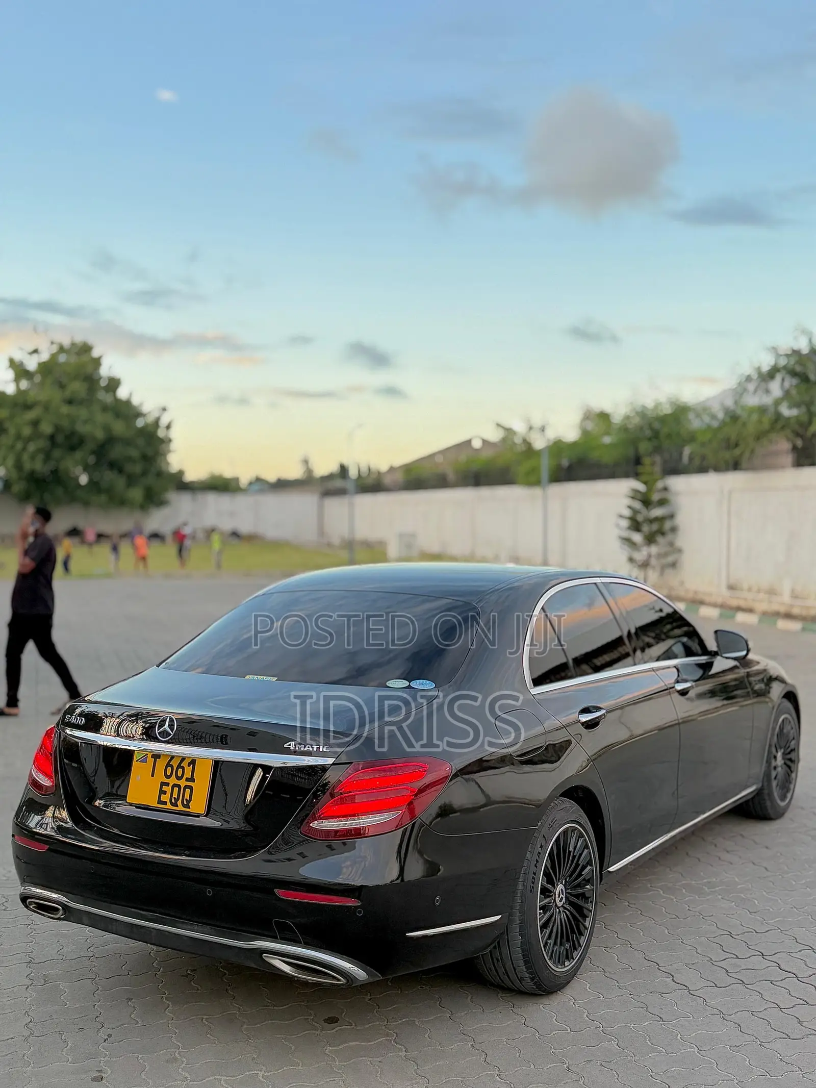 Mercedes-Benz E400 2016 Black