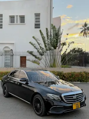 Mercedes-Benz E400 2016 Black