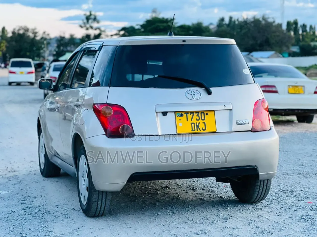 Toyota IST 2008 Silver