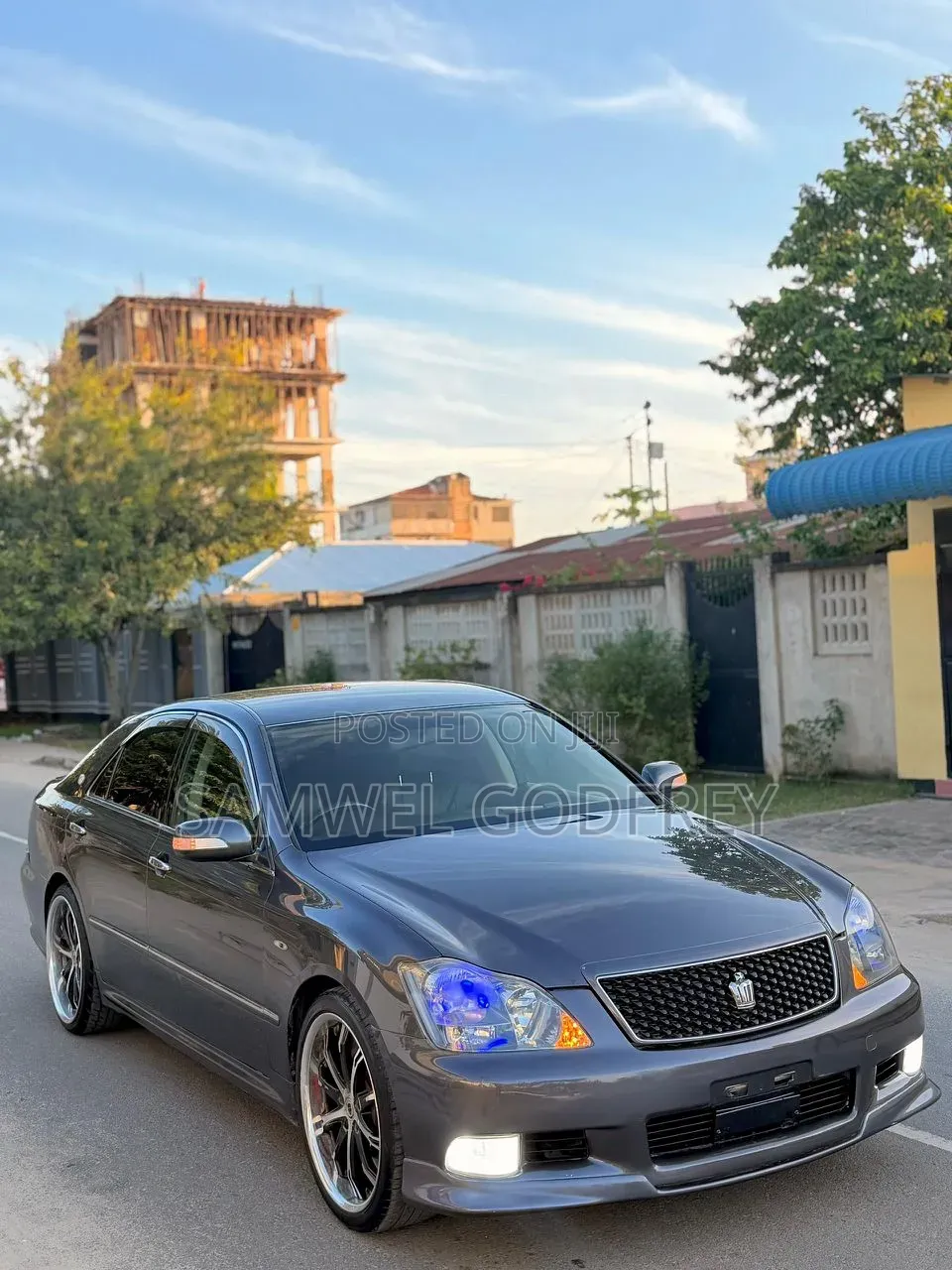 Toyota Crown 2007 Gray