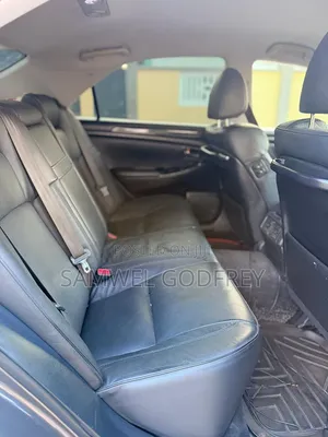 Toyota Crown 2007 Gray