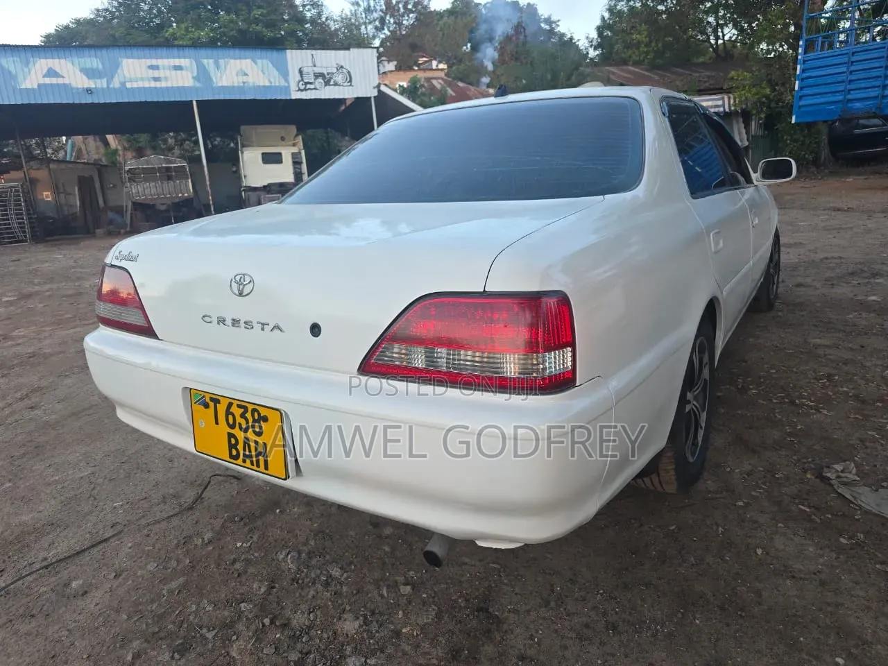 Toyota Cresta 1999 White