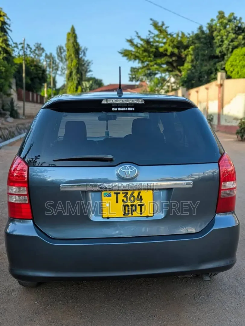Toyota Wish 2006 Gray