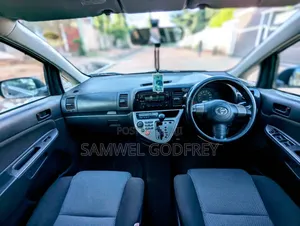 Toyota Wish 2006 Gray