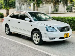 Toyota Premio 2005 White