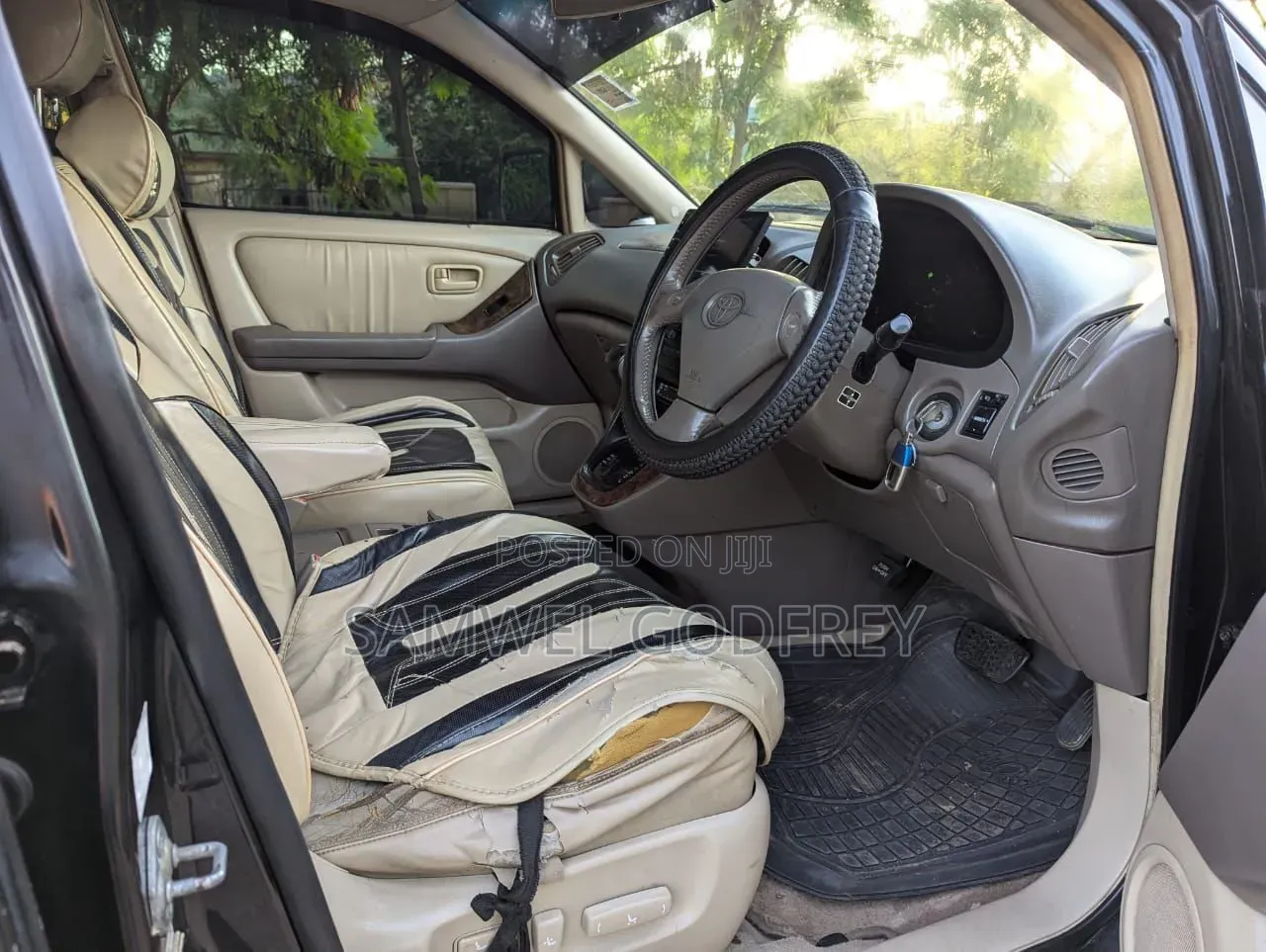 Toyota Harrier 2004 Gray