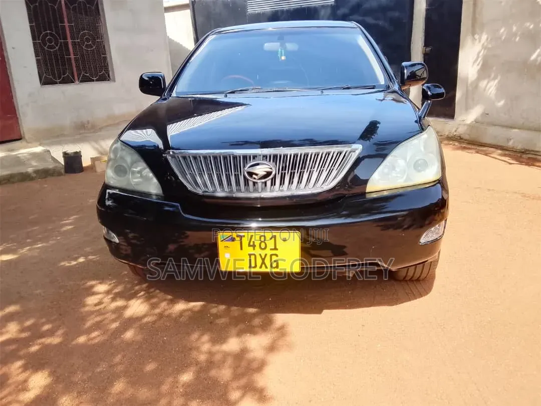 Toyota Harrier 2004 Black
