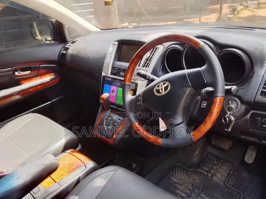 Toyota Harrier 2004 Black