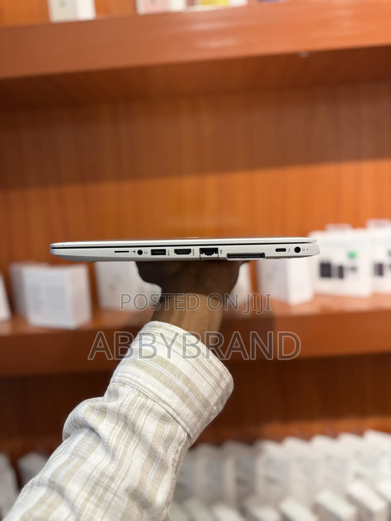 Laptop HP EliteBook 830 G6 8GB Intel Core i7 SSD 256GB
