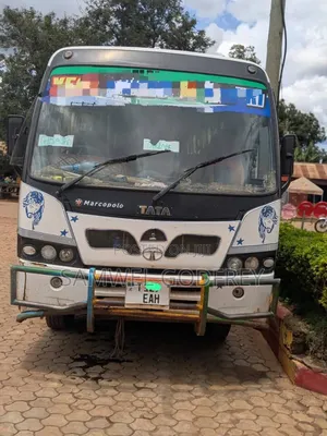Tata Starbus Ultra Skool 2007 White
