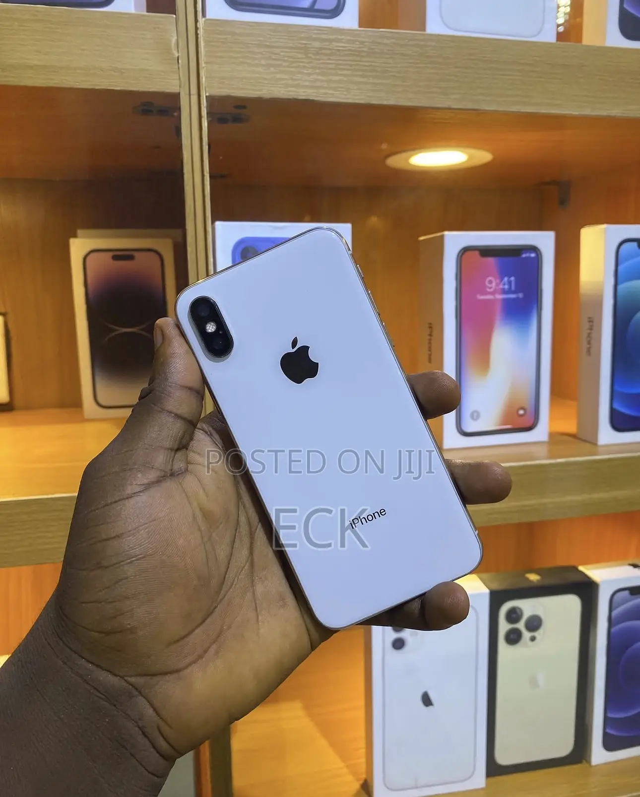 Apple iPhone X 64 GB White