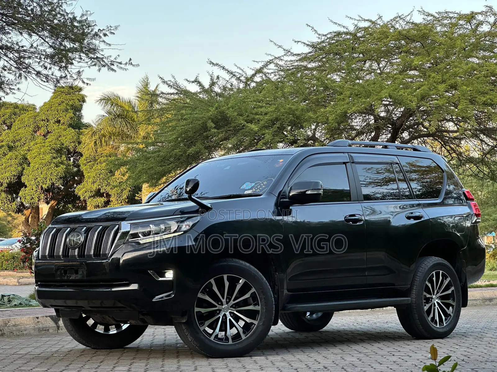 Toyota Land Cruiser Prado 2.8 2019 Black