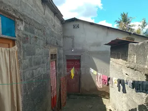 7bdrm Apartment in Lumina, Kinondoni for sale