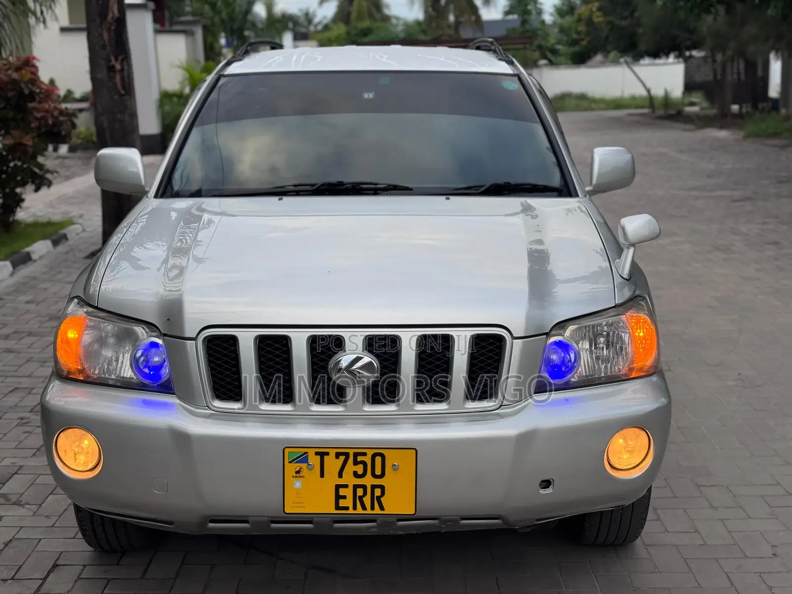 Toyota Kluger 2004 Silver